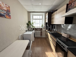 Продается 2-комнатная квартира Коммунистическая ул, 42.3  м², 2200000 рублей