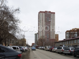 Продается 2-комнатная квартира Крылова ул, 61.5  м&sup2;, 12000000 рублей