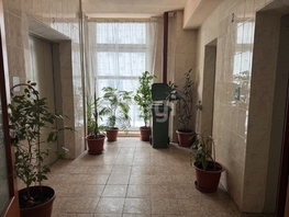 Продается 3-комнатная квартира Коммунистическая ул, 174  м&sup2;, 20200000 рублей