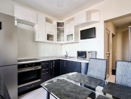 Продается 2-комнатная квартира Связистов ул, 54.8  м&sup2;, 7600000 рублей
