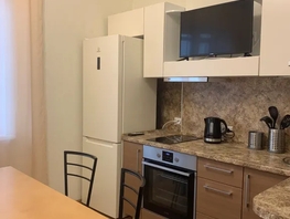 Снять двухкомнатную квартиру Сакко и Ванцетти ул, 56  м&sup2;, 4500 рублей