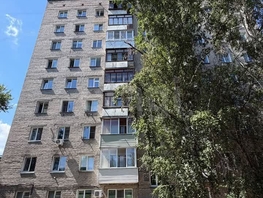 Продается 3-комнатная квартира Бориса Богаткова ул, 59.5  м&sup2;, 6345000 рублей