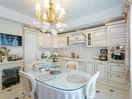 Продается 3-комнатная квартира 7-й микрорайон, 107.9  м&sup2;, 24900000 рублей