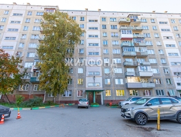 Продается 4-комнатная квартира Доватора ул, 73.3  м², 6250000 рублей