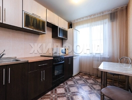 Продается 3-комнатная квартира Ленинградская ул, 62.5 м², 7150000 рублей