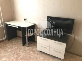 Продается 3-комнатная квартира Комарова пр-кт, 63  м², 6370000 рублей