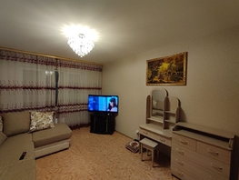 Продается 3-комнатная квартира Космический пер, 69.9 м², 8750000 рублей