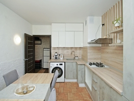 Продается 3-комнатная квартира Омская ул, 63.7 м², 8200000 рублей
