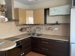 Продается 2-комнатная квартира Арнольда Нейбута ул, 72 м², 34000 рублей