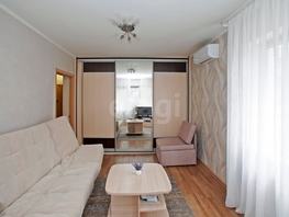 Продается 2-комнатная квартира Космический пр-кт, 41  м², 4000000 рублей