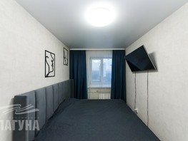 Продается 3-комнатная квартира Кедровая ул, 74  м², 8000000 рублей