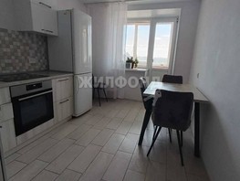 Продается 3-комнатная квартира Клюева ул, 70.3  м², 7800000 рублей