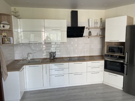 Продается 2-комнатная квартира Совхозная ул, 59.4 м², 6600000 рублей