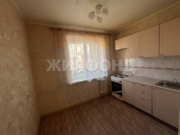 Продается 1-комнатная квартира Суворова ул, 35.2 м², 4390000 рублей