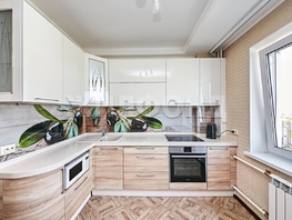 Продается 2-комнатная квартира Архитектора Василия Болдырева ул, 52.2 м², 6500000 рублей