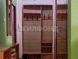 Продается 3-комнатная квартира Кулагина ул, 57 м², 4950000 рублей