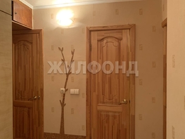 Продается 3-комнатная квартира Карповский пер, 62.8 м², 6820000 рублей