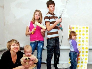 В законодательство готовят изменения для выплаты многодетным семьям 450 тысяч рублей на погашение ипотеки