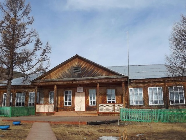 В Большом Голоустном дотла сгорела единственная школа